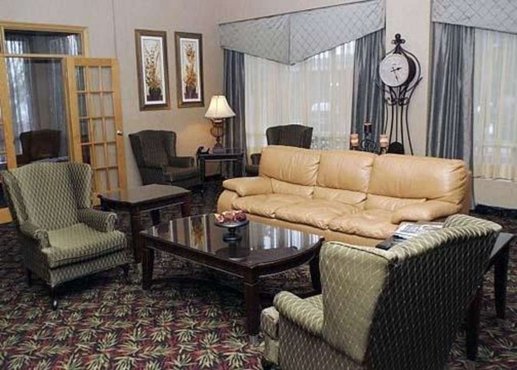 Four Points By Sheraton Toronto Airport East Interior photo