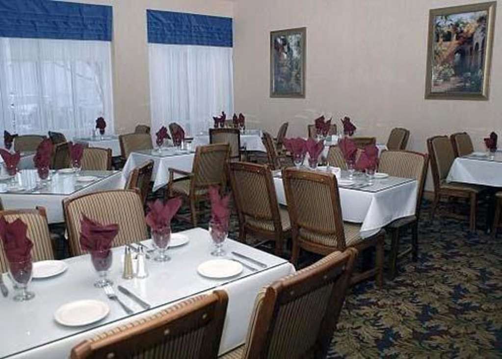Four Points By Sheraton Toronto Airport East Restaurant photo