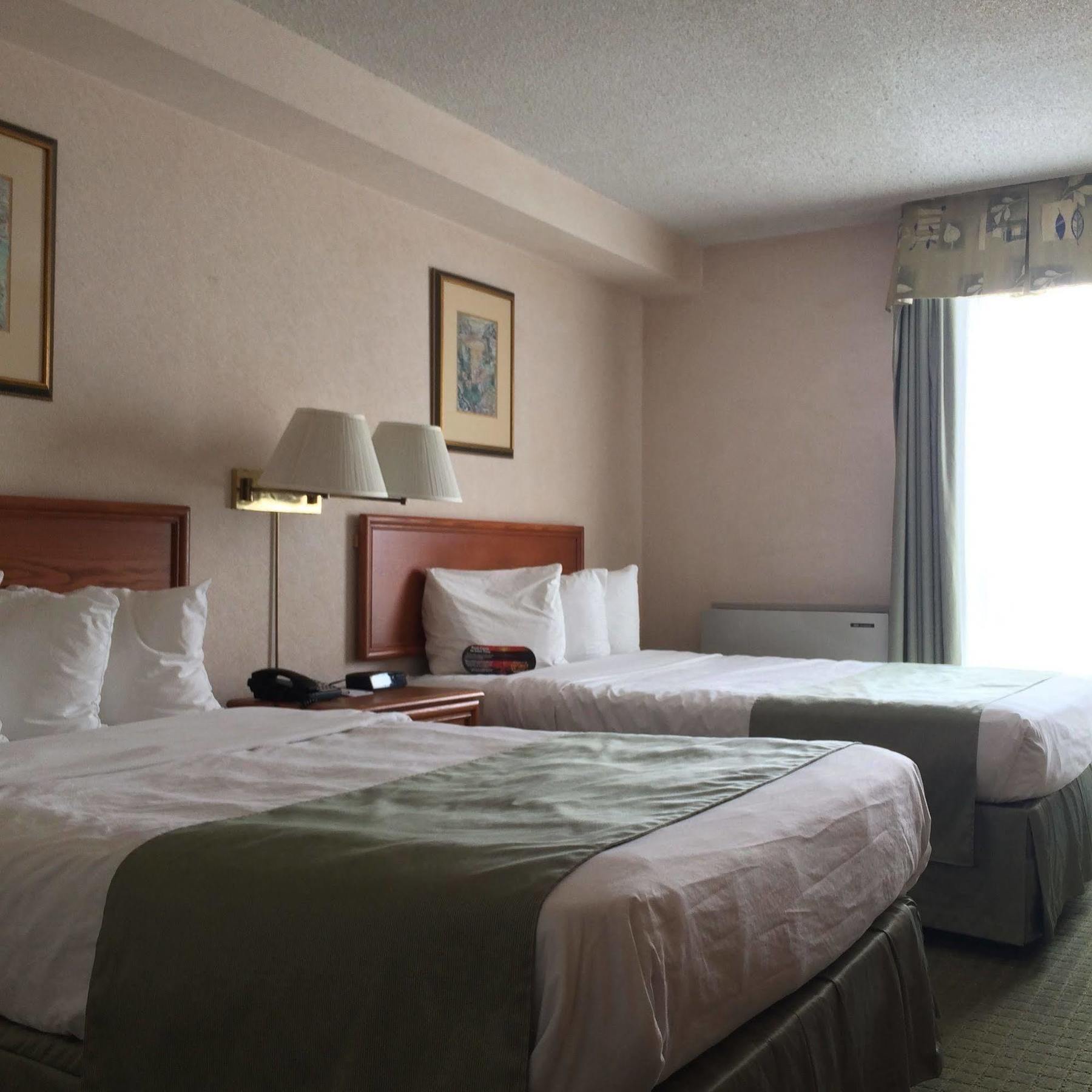 Four Points By Sheraton Toronto Airport East Exterior photo